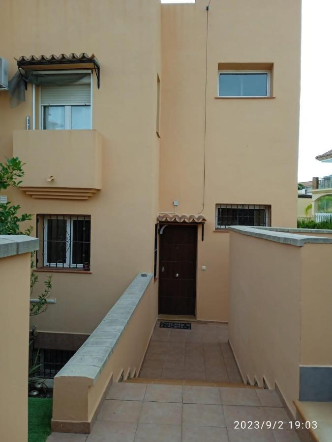 Cozy Apartment IV In Torreblanca Фуeнхирола Екстериор снимка